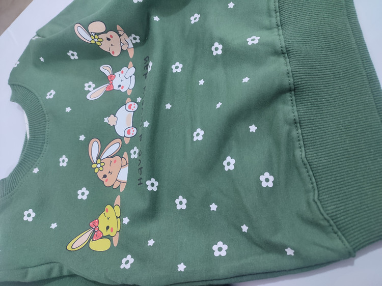 لباس بچگانه