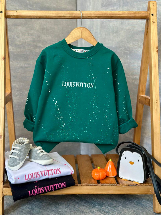 لباس بچگانه